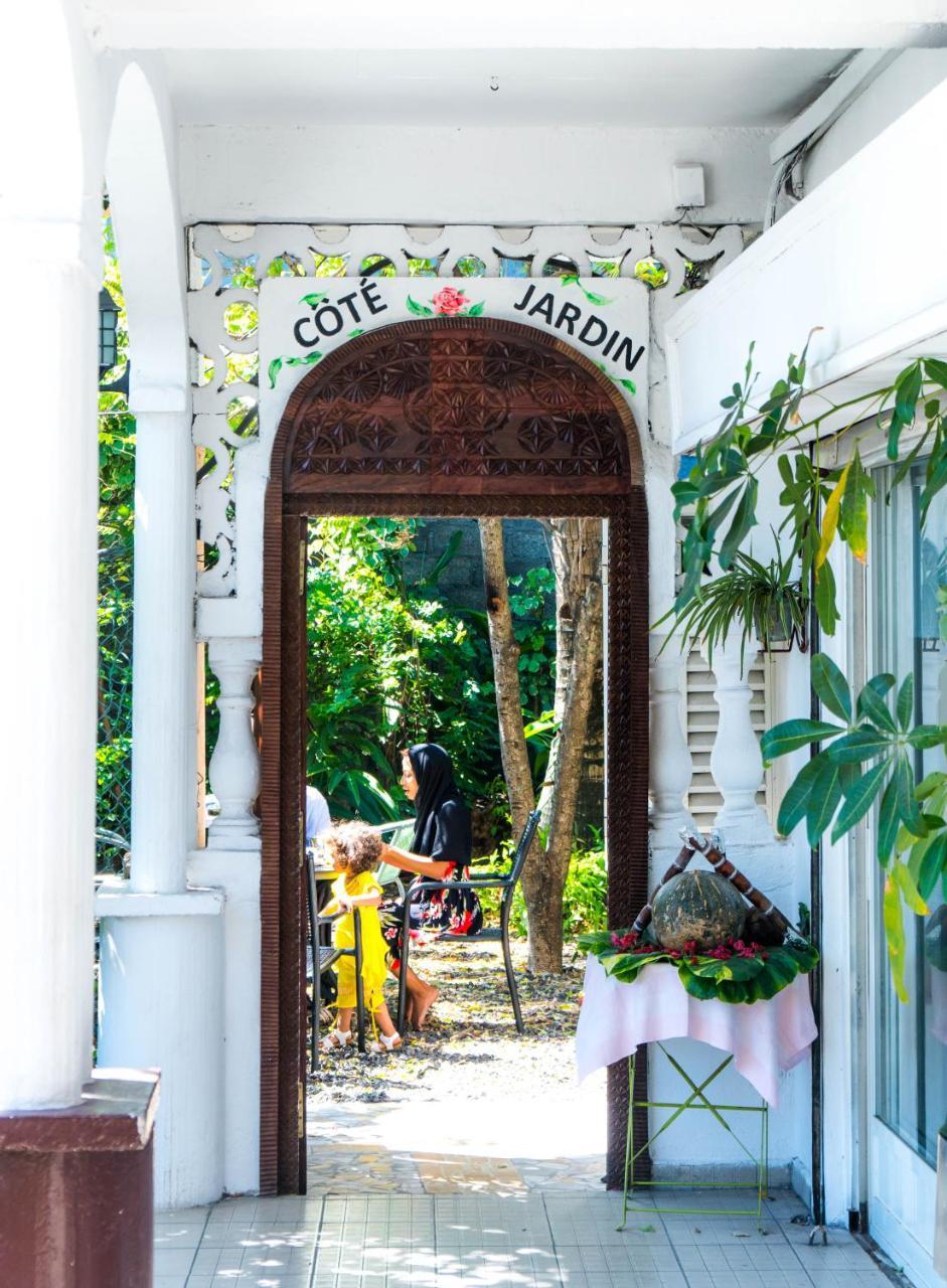 Hotel Jardin De La Paix Moroni Luaran gambar