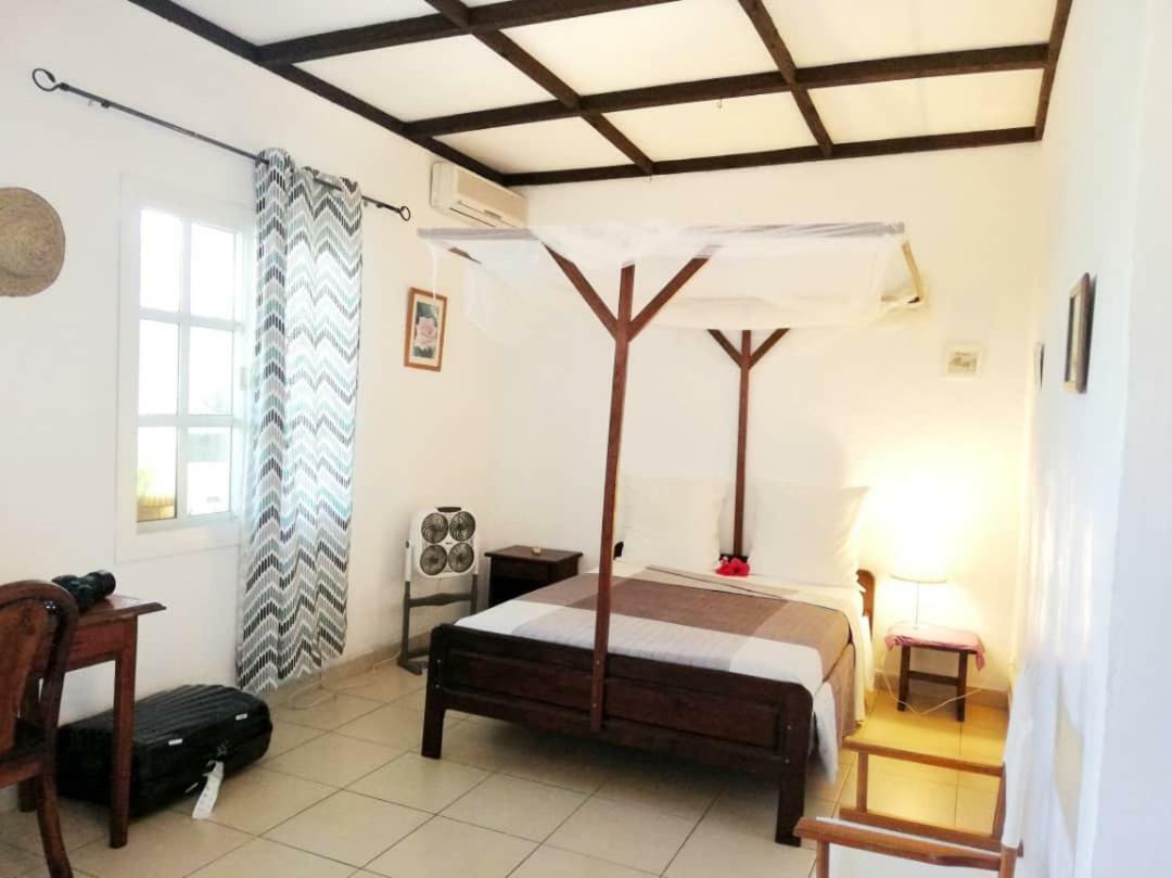 Hotel Jardin De La Paix Moroni Luaran gambar