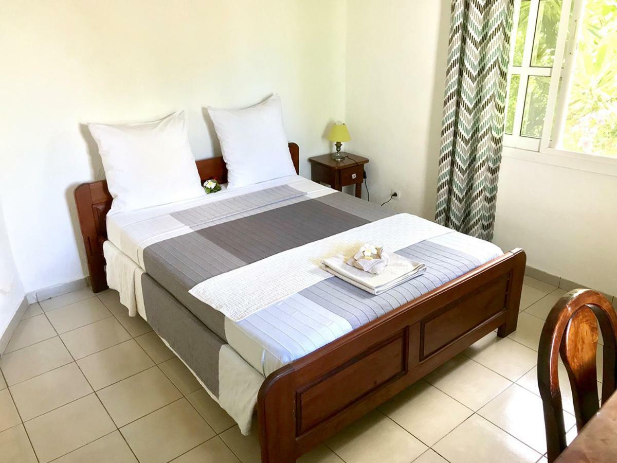 Hotel Jardin De La Paix Moroni Luaran gambar